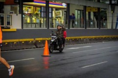 Jasa Besar Fotografer Roni Asnan: Potret Aksi Terduga Pelaku Jambret di CFD Jakarta