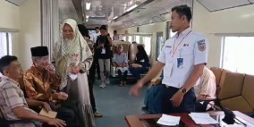 PT  KAI Gelar Pengobatan Gratis, Ratusan Warga Serbu Rail Clinic di Stasiun Cisaat Sukabumi