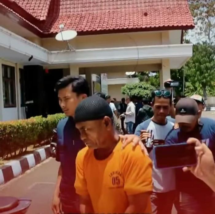 Sebar Fitnah “Tukang Teluh” dan Aniaya 2 Adik Terkait Warisan, Lelaki Lanjut Usia Diamankan Polres Sukabumi