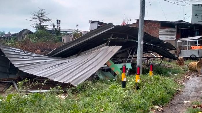 Cuaca Ekstrim Landa Sukabumi, Rumah Warga 4 Desa dan Lapas di Kecamatan Warungkiara Rusak