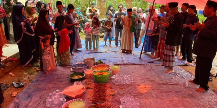 Pergerakan Tanah Masih Terjadi di Kampung Cicadas Sukabumi, Warga Gelar Ritual Ruwat Bumi